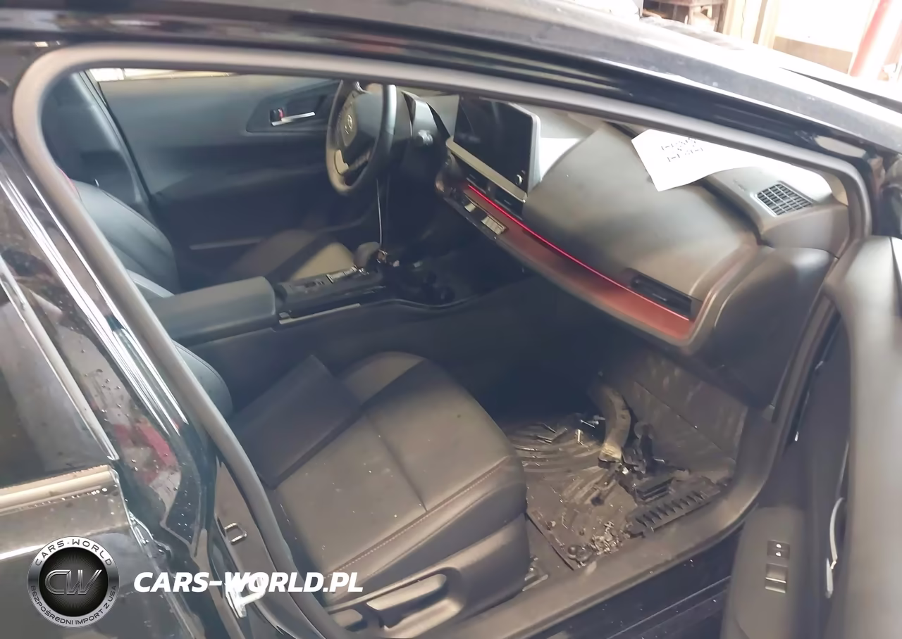 2026 Toyota Prius Plug-In Hybrid Xse VIN:JTDACACU7T3069416 - 5