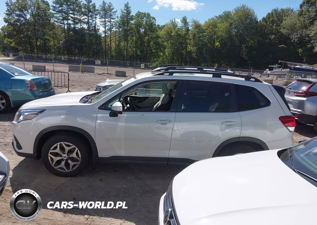 2024 Subaru Forester Premium VIN:JF2SKACC1RH500845 - 14