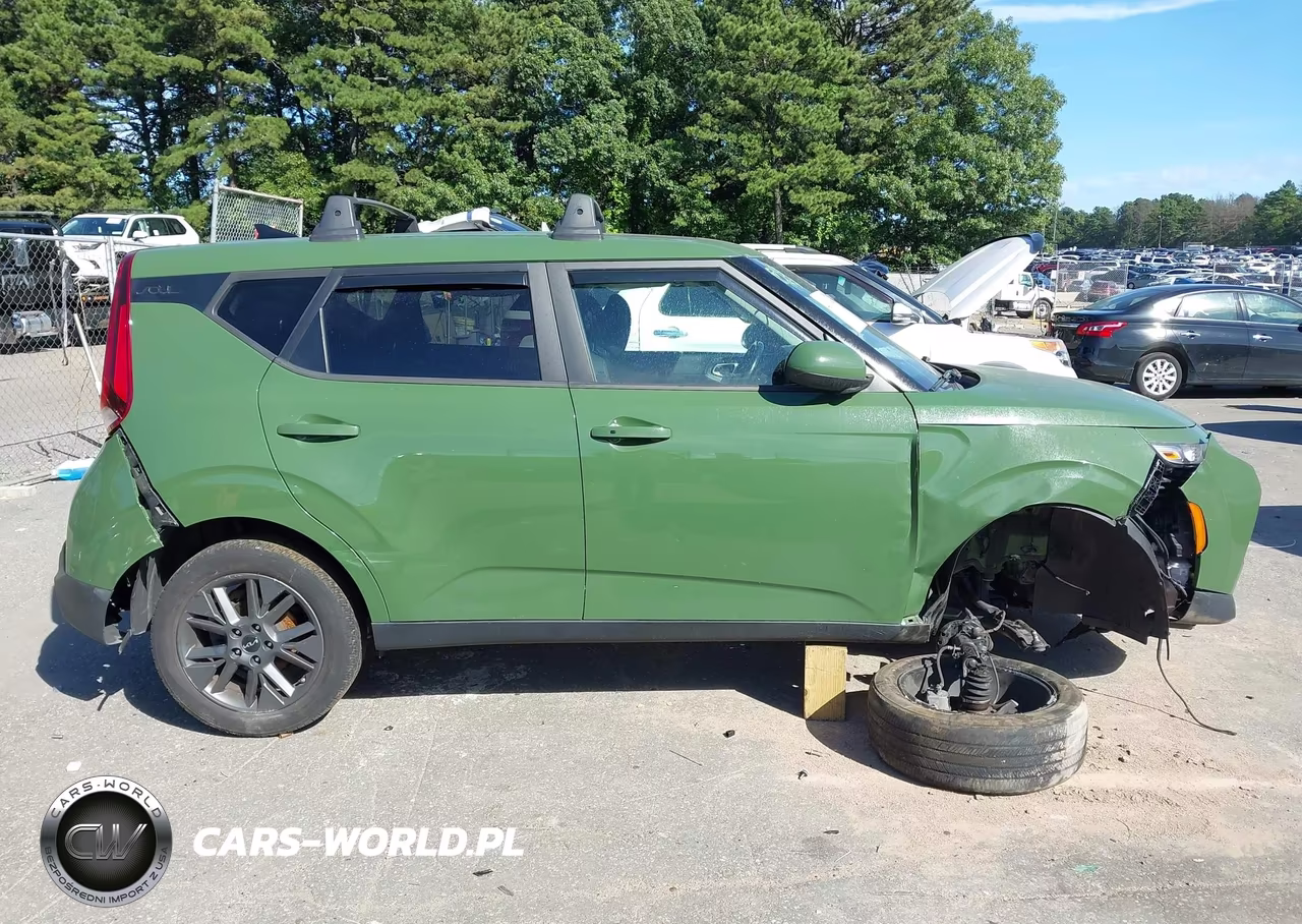 2022 Kia Soul Ex VIN:KNDJ33AU6N7156606 - 13