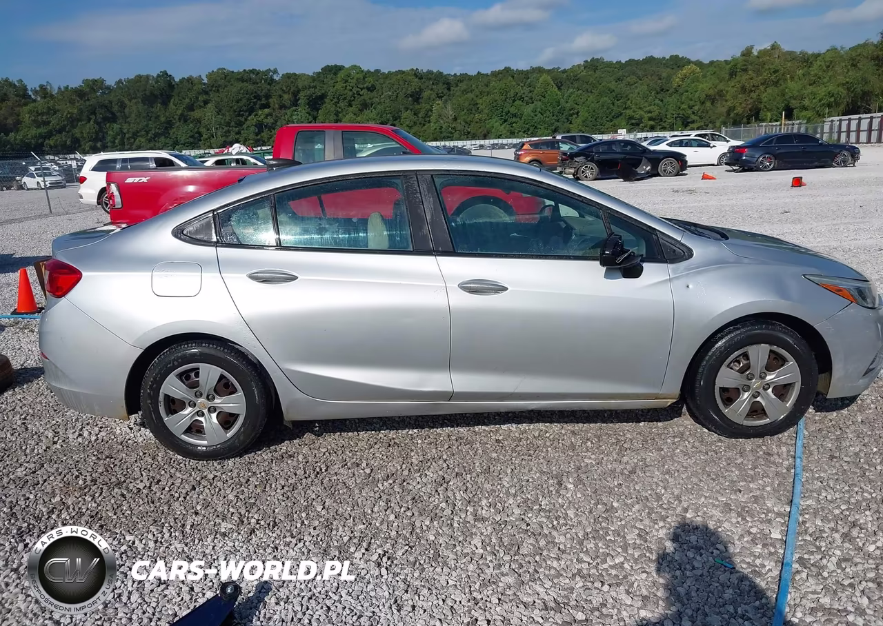 2017 Chevrolet Cruze Ls Auto VIN:1G1BC5SM0H7209957 - 13