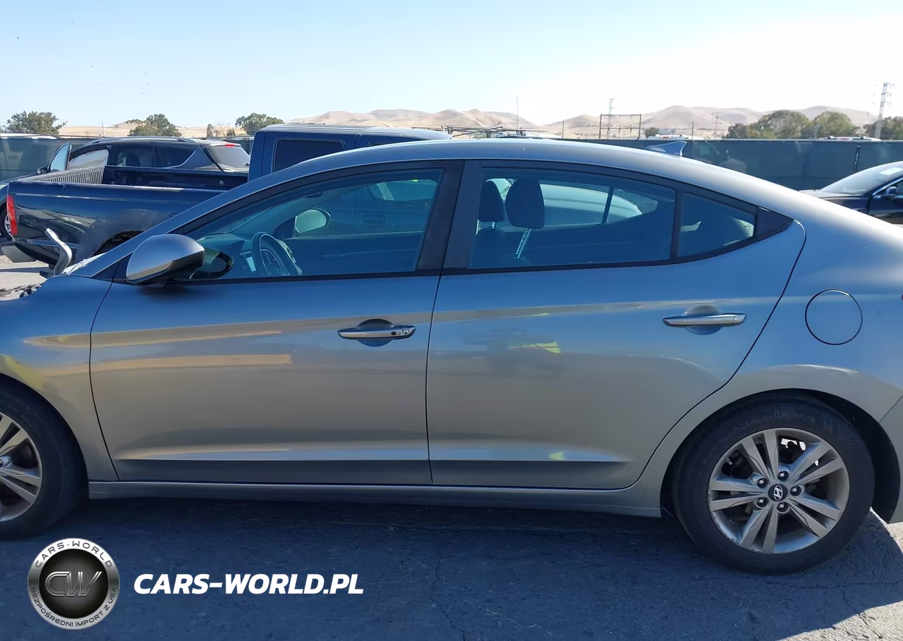 2018 Hyundai Elantra Value Edition VIN:KMHD84LF7JU512880 - 15