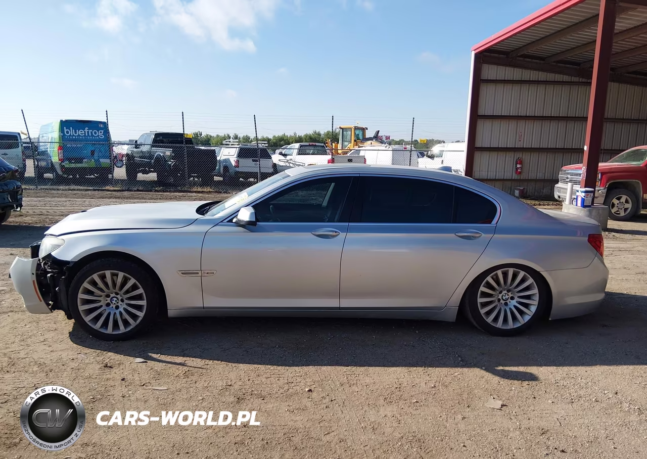 2012 BMW 750Li xDrive VIN:WBAKC8C56CC437829 - 14