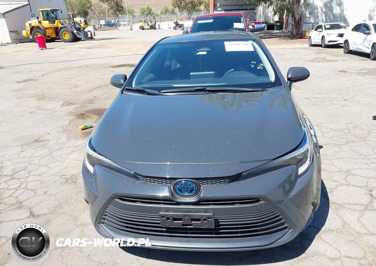 2025 Toyota Corolla Hybrid Le VIN:JTDBCMFE6S3094283 - 12