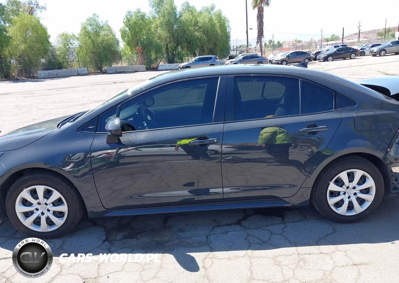 2025 Toyota Corolla Hybrid Le VIN:JTDBCMFE6S3094283 - 14