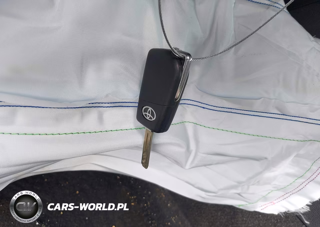2020 Toyota Corolla Le VIN:5YFEPRAEXLP145105 - 11