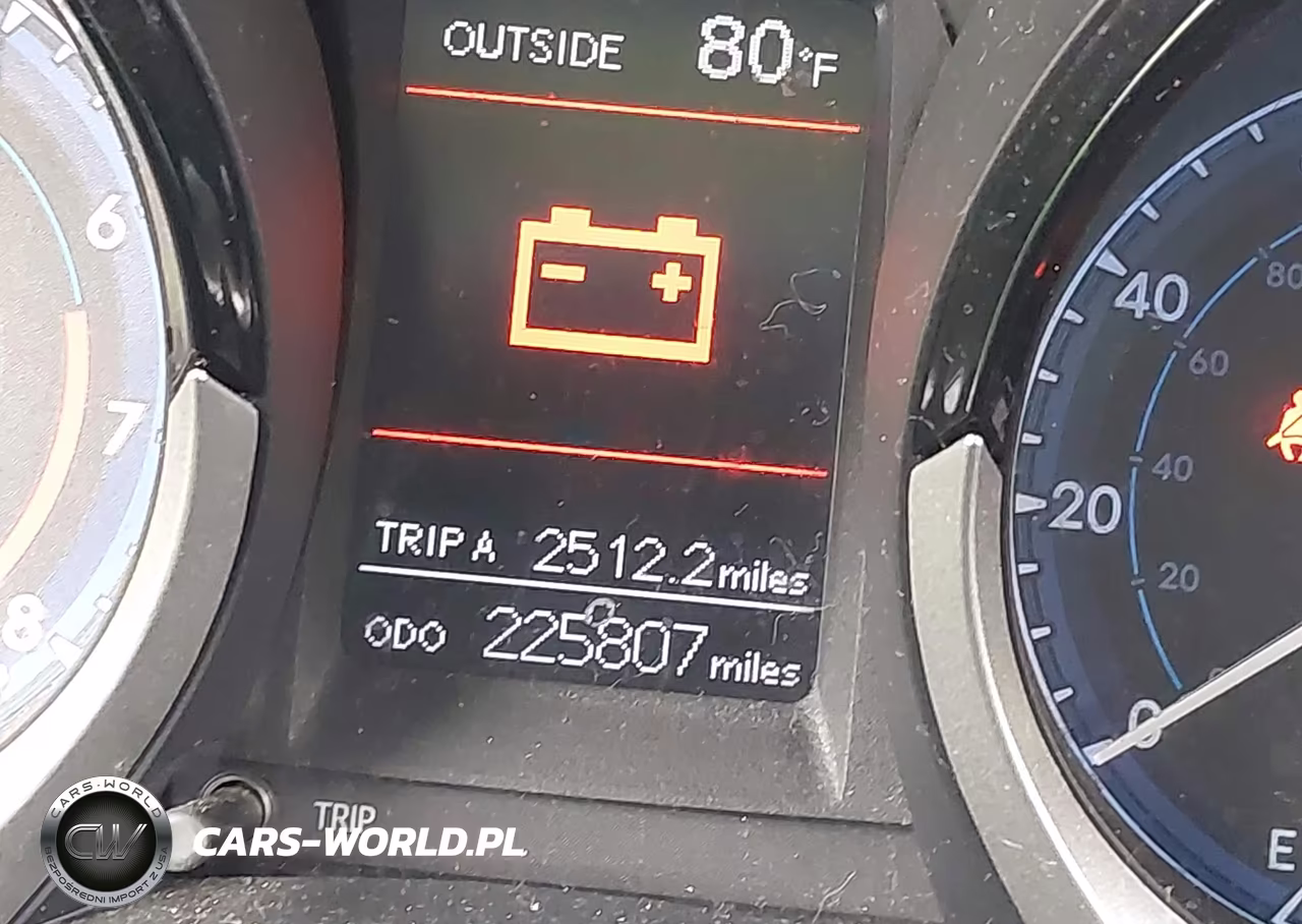 2015 Toyota Corolla S Plus VIN:5YFBURHE9FP225873 - 15