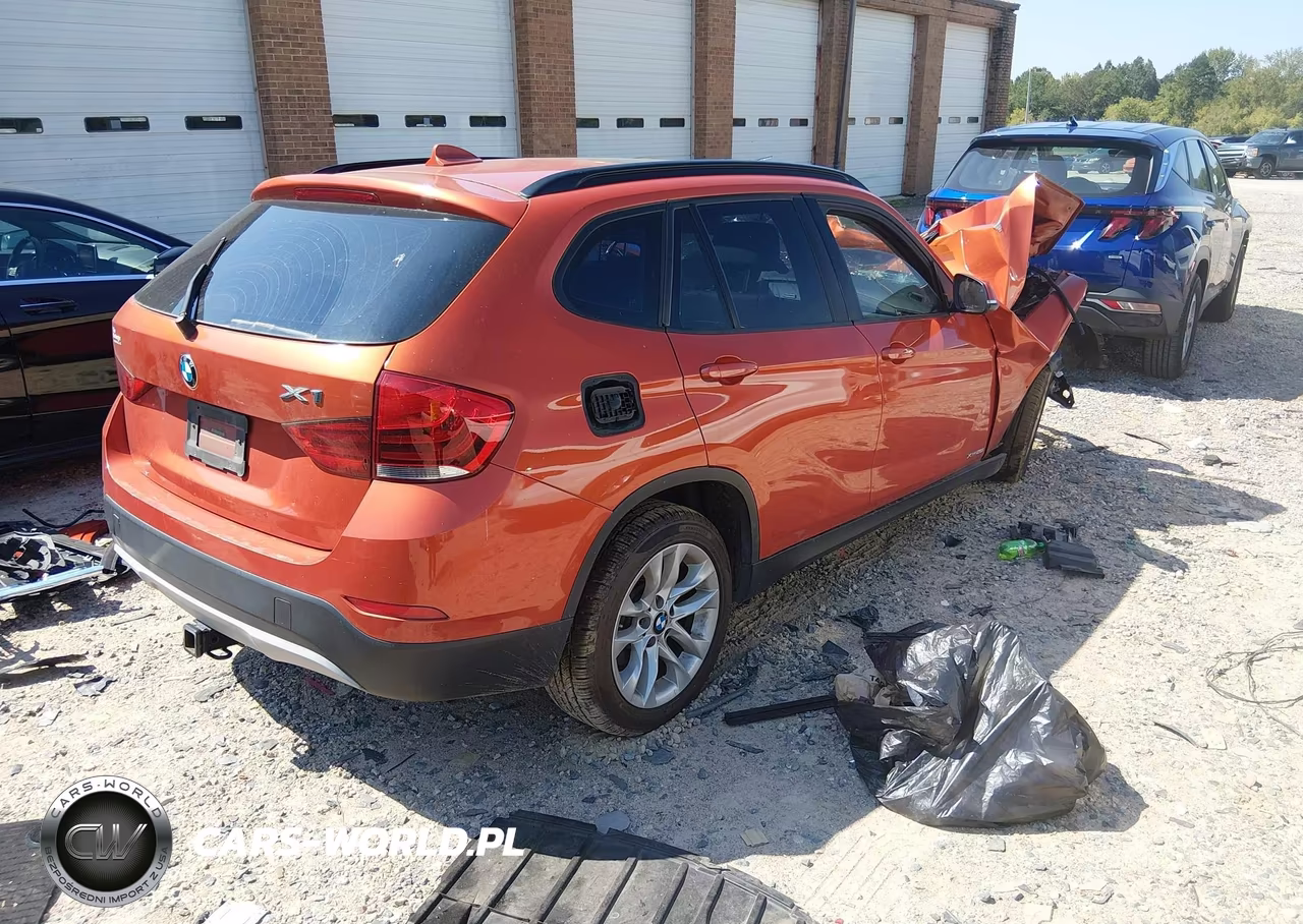 2015 BMW X1 xDrive28I VIN:WBAVL1C56FVY41565 - 4