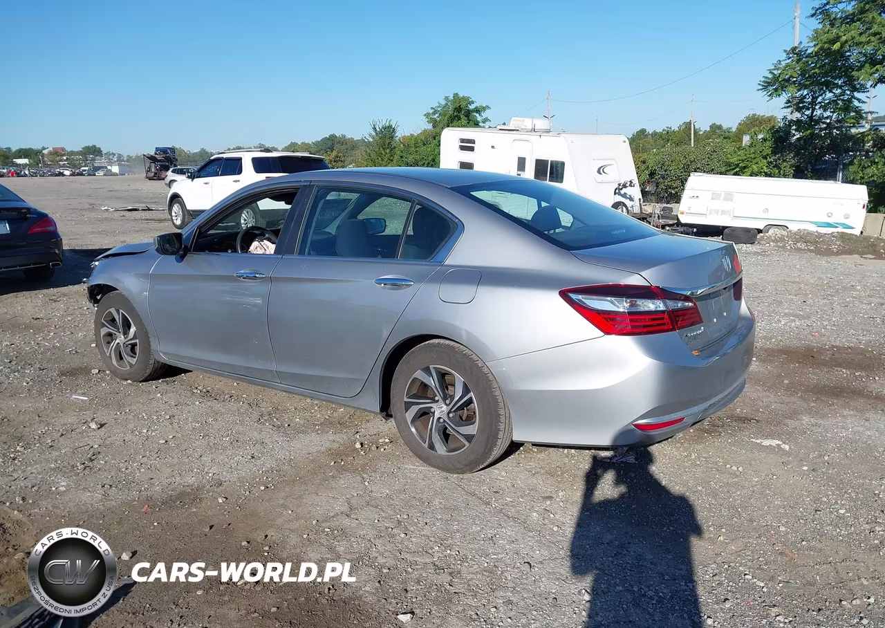 2017 Honda Accord Lx VIN:1HGCR2E3XHA186946 - 3