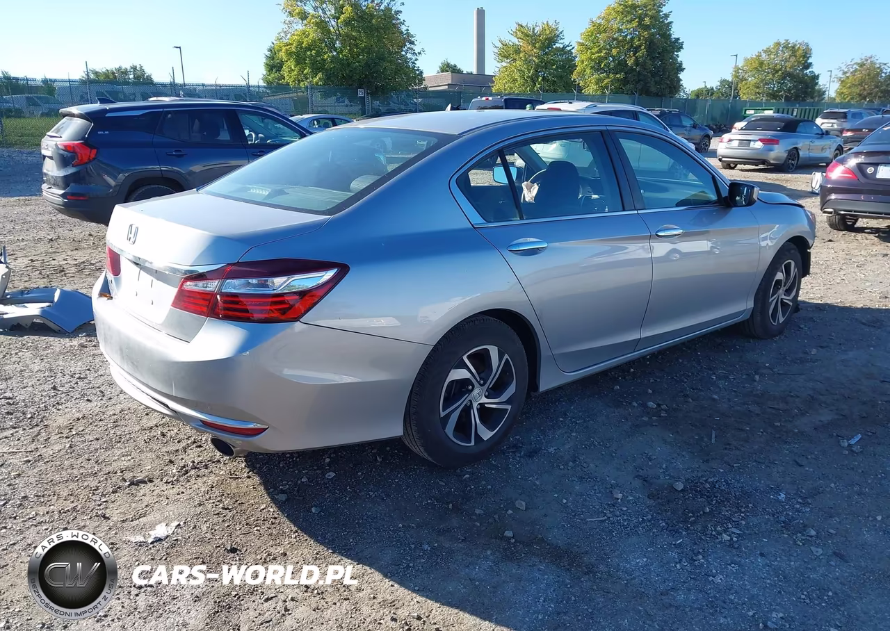 2017 Honda Accord Lx VIN:1HGCR2E3XHA186946 - 4