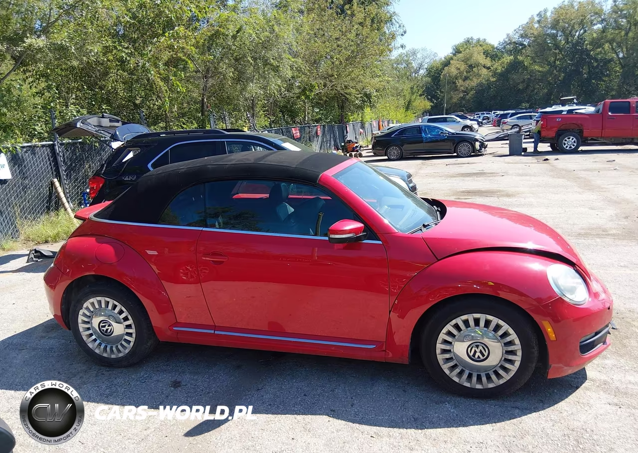 2016 Volkswagen Beetle 1.8T S VIN:3VW517AT1GM801805 - 13