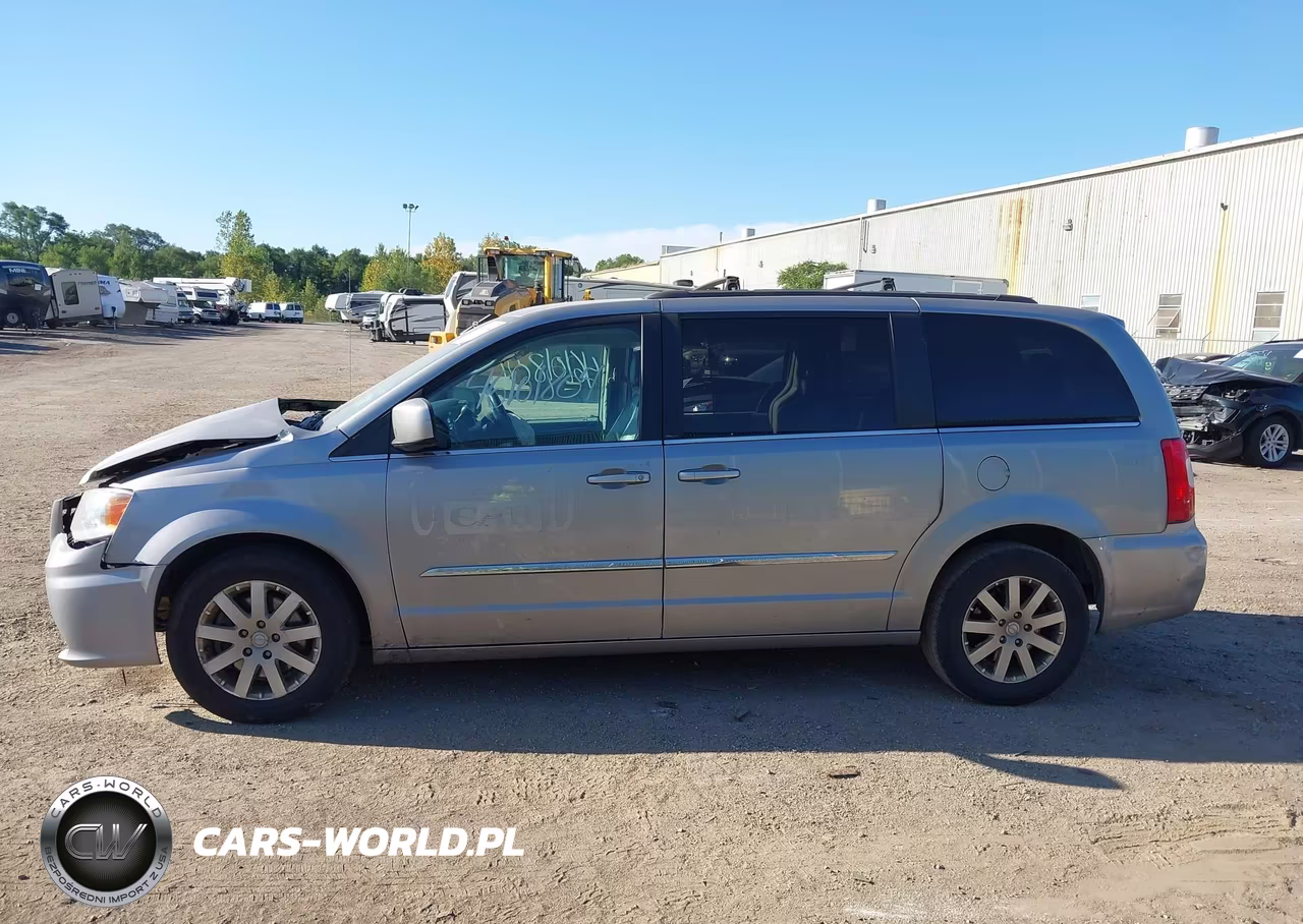 2014 Chrysler Town & Country Touring VIN:2C4RC1BG2ER307715 - 14