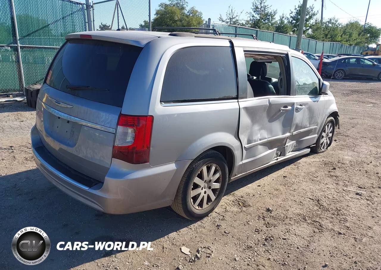 2014 Chrysler Town & Country Touring VIN:2C4RC1BG2ER307715 - 4