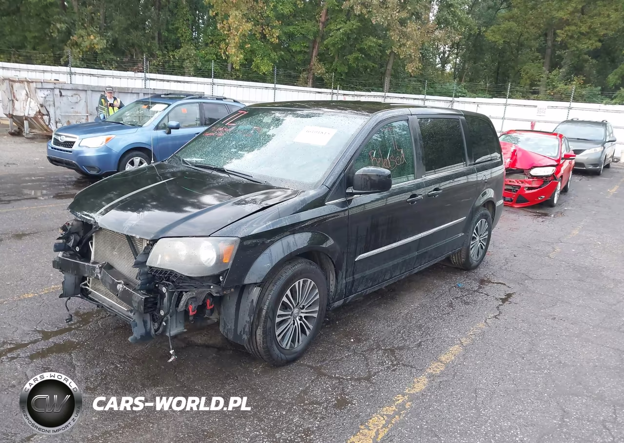 2014 Chrysler Town & Country S VIN:2C4RC1HG6ER194973 - 2
