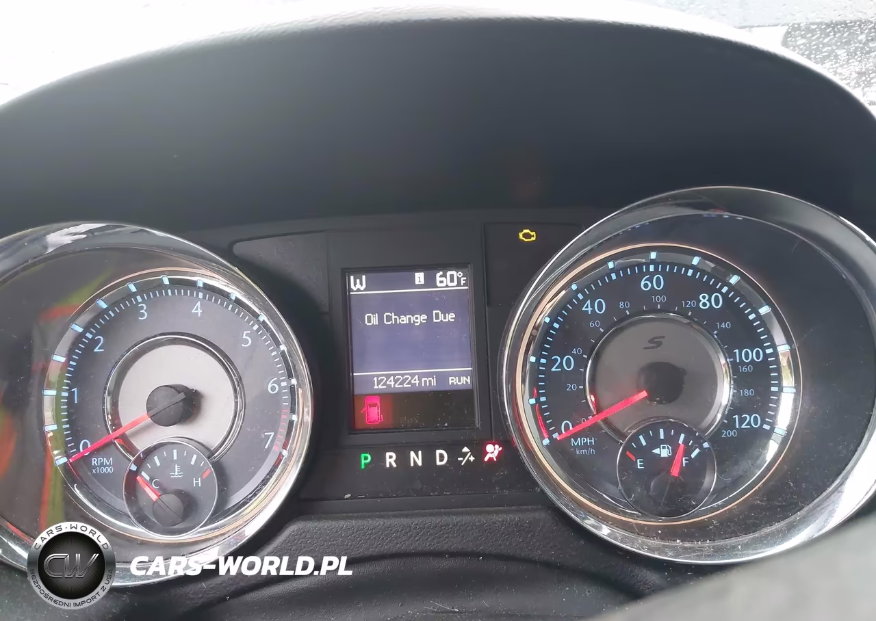 2014 Chrysler Town & Country S VIN:2C4RC1HG6ER194973 - 7