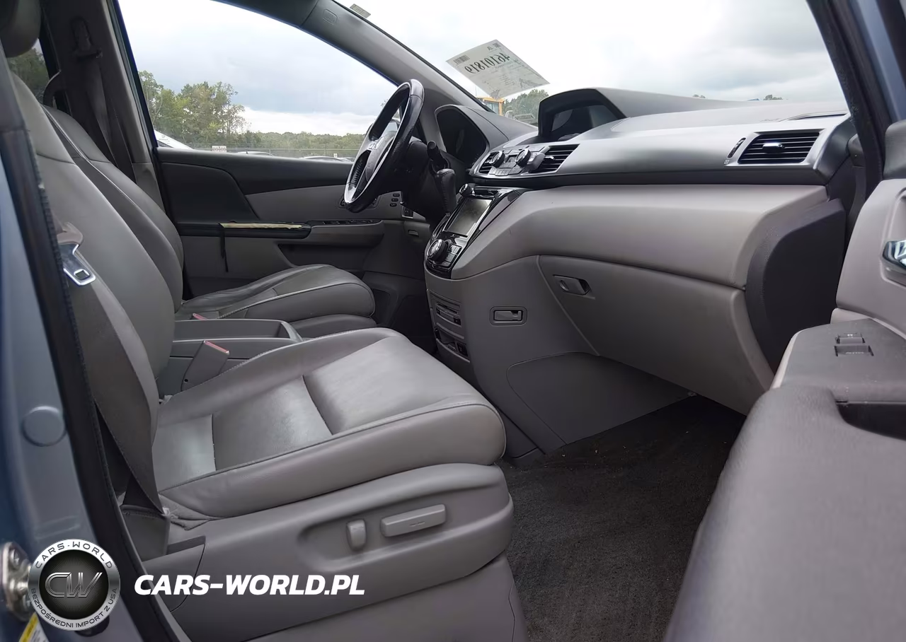 2014 Honda Odyssey Touring-Touring Elite VIN:5FNRL5H96EB114575 - 5