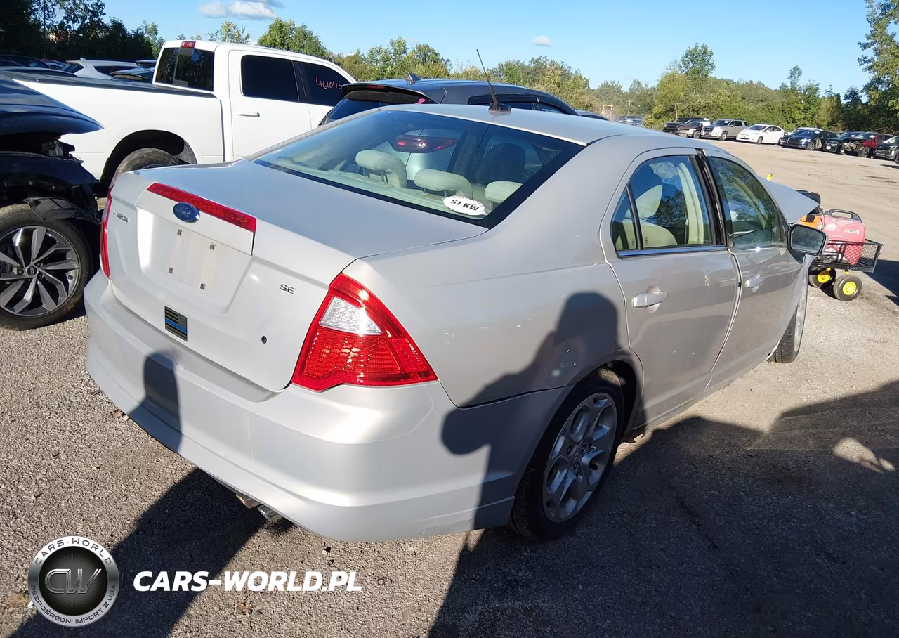 2010 Ford Fusion Se VIN:3FAHP0HA1AR156258 - 4