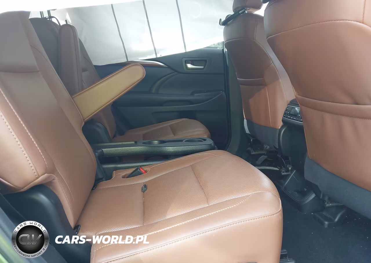 2019 Toyota Highlander Limited Platinum VIN:5TDDZRFH6KS998292 - 8