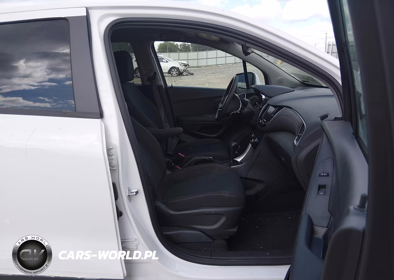 2020 Chevrolet Trax Fwd Ls VIN:3GNCJKSB7LL325408 - 5