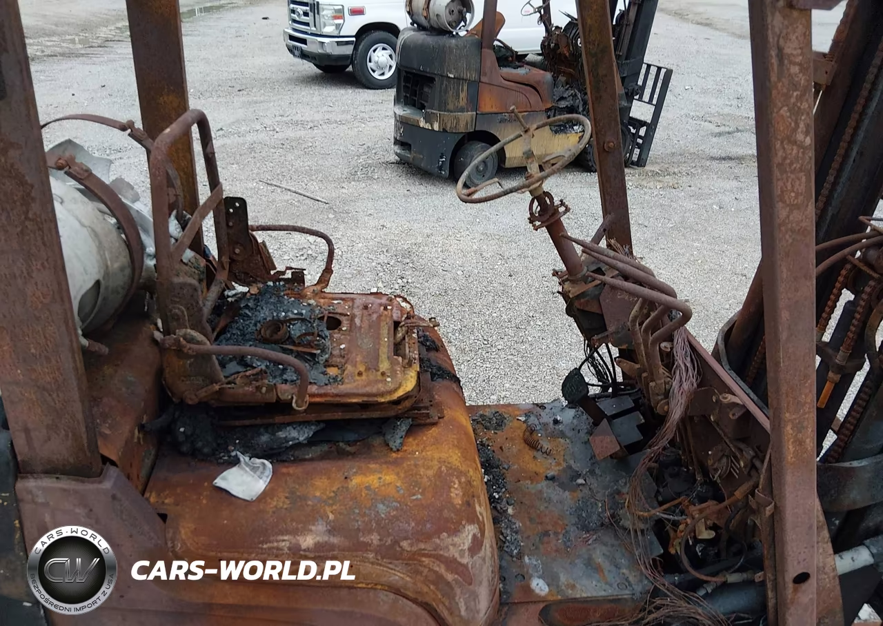 2015 Caterpillar 2P500 Forklift VIN:00000000AT3541582 - 5