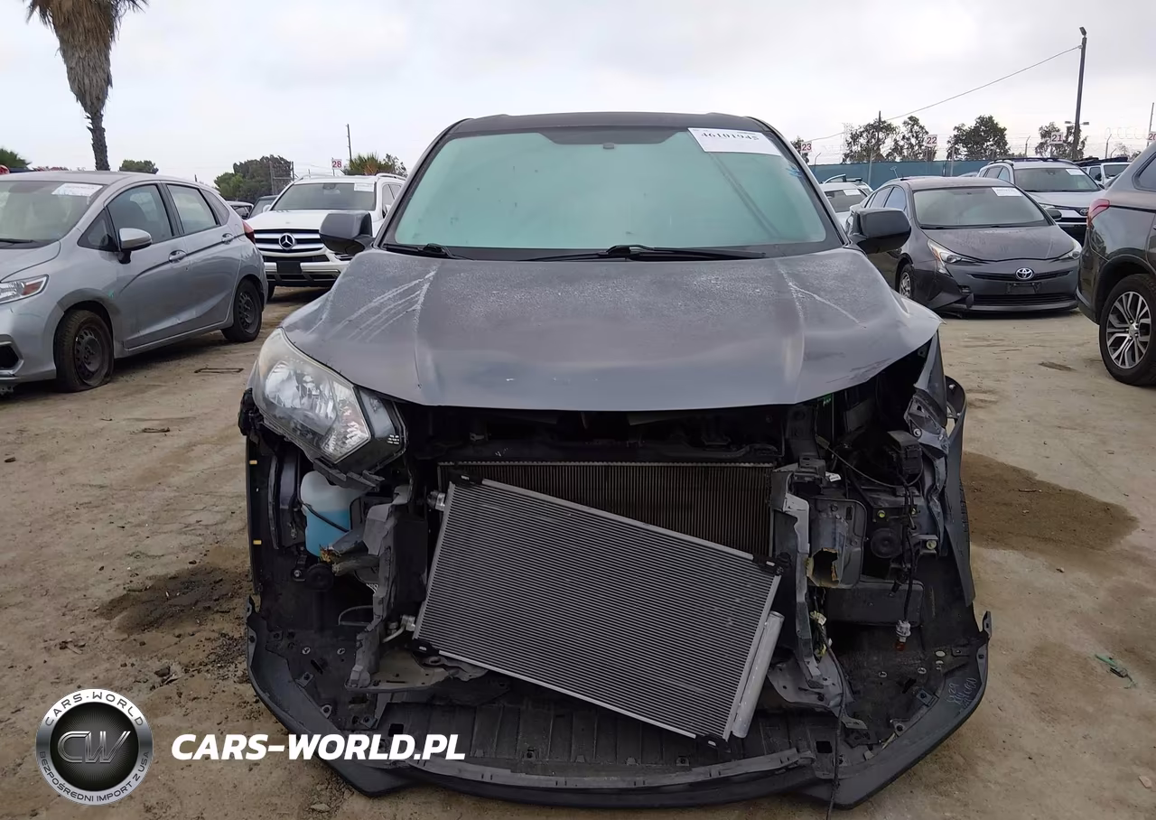 2018 Honda Hr-V Lx VIN:3CZRU5H31JG702035 - 13