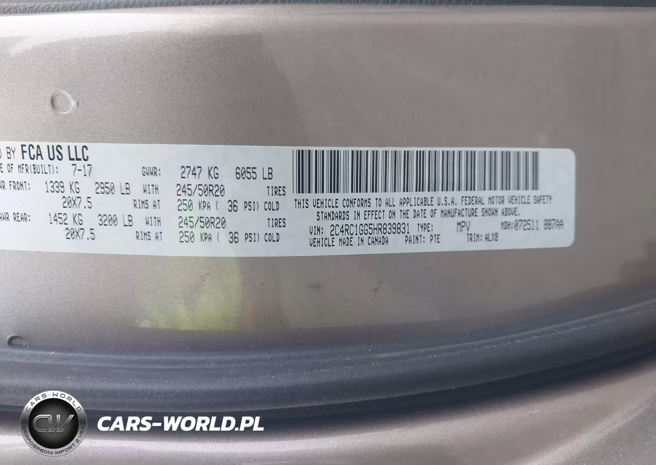 2017 Chrysler Pacifica Limited VIN:2C4RC1GG5HR839831 - 9