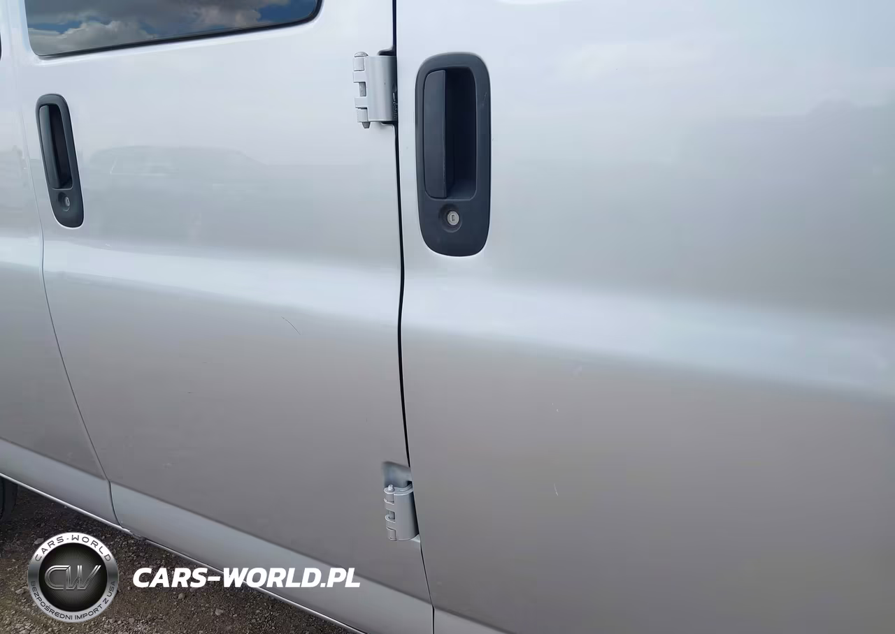 2018 Chevrolet Express 2500 Ls VIN:1GAWGEFG7J1283038 - 12