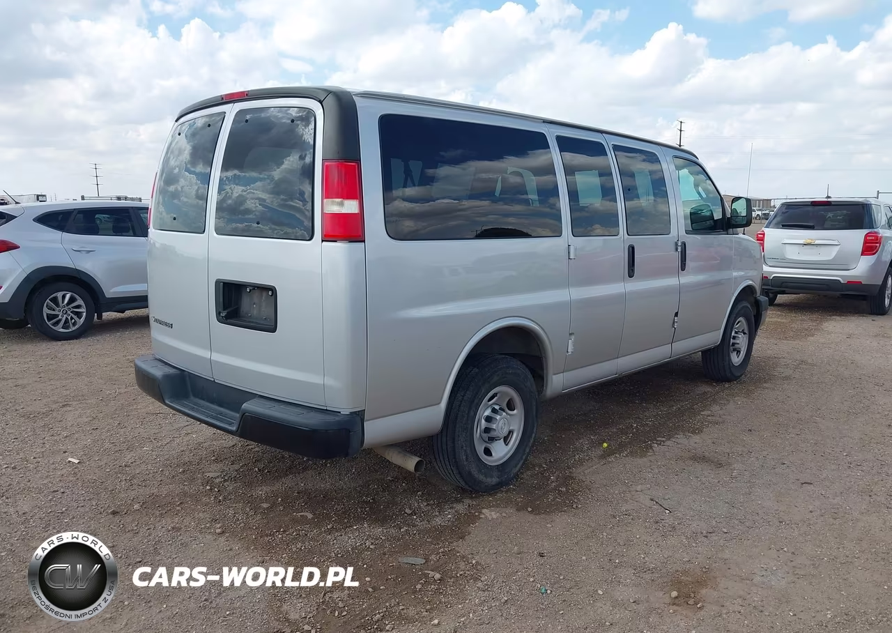 2018 Chevrolet Express 2500 Ls VIN:1GAWGEFG7J1283038 - 4