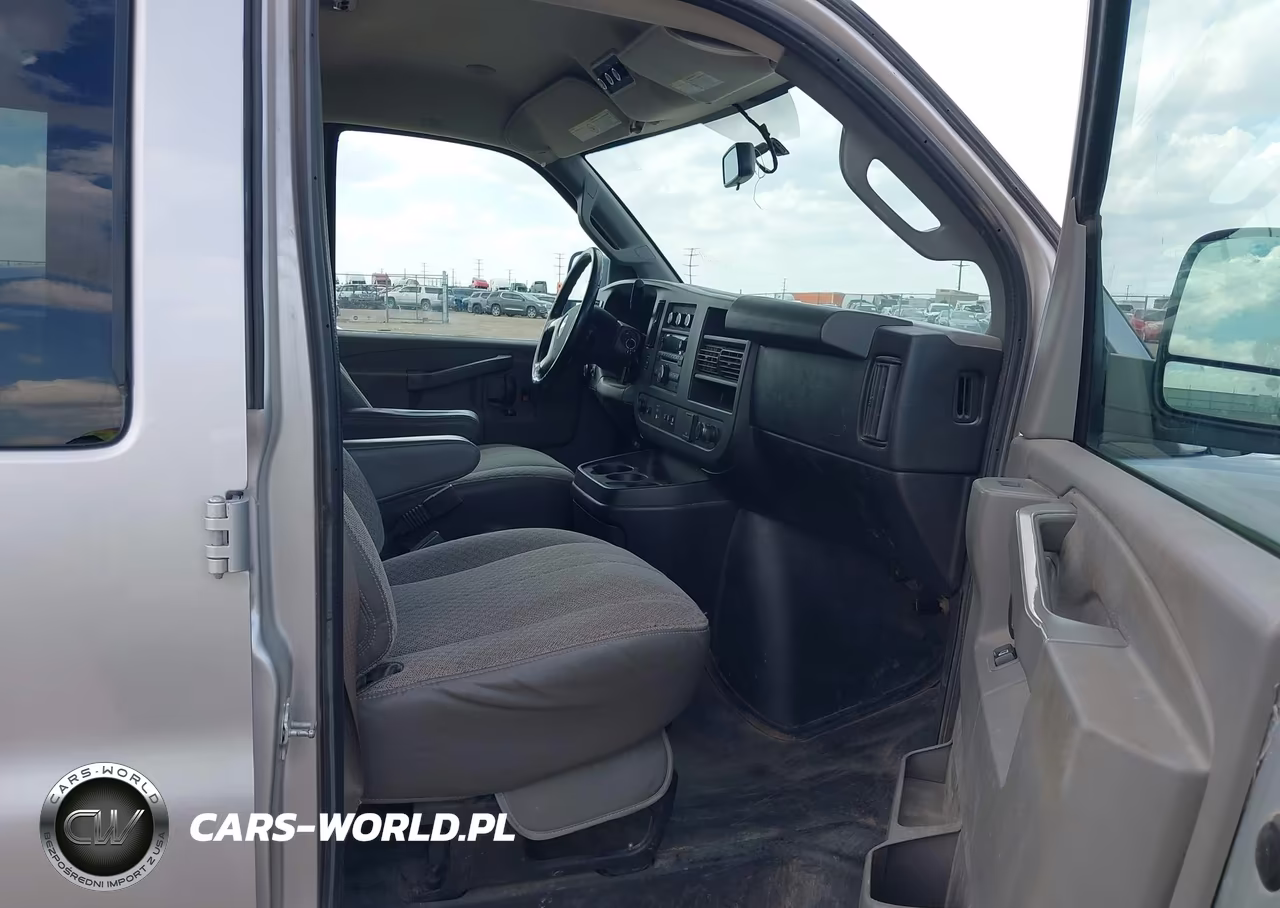 2018 Chevrolet Express 2500 Ls VIN:1GAWGEFG7J1283038 - 5