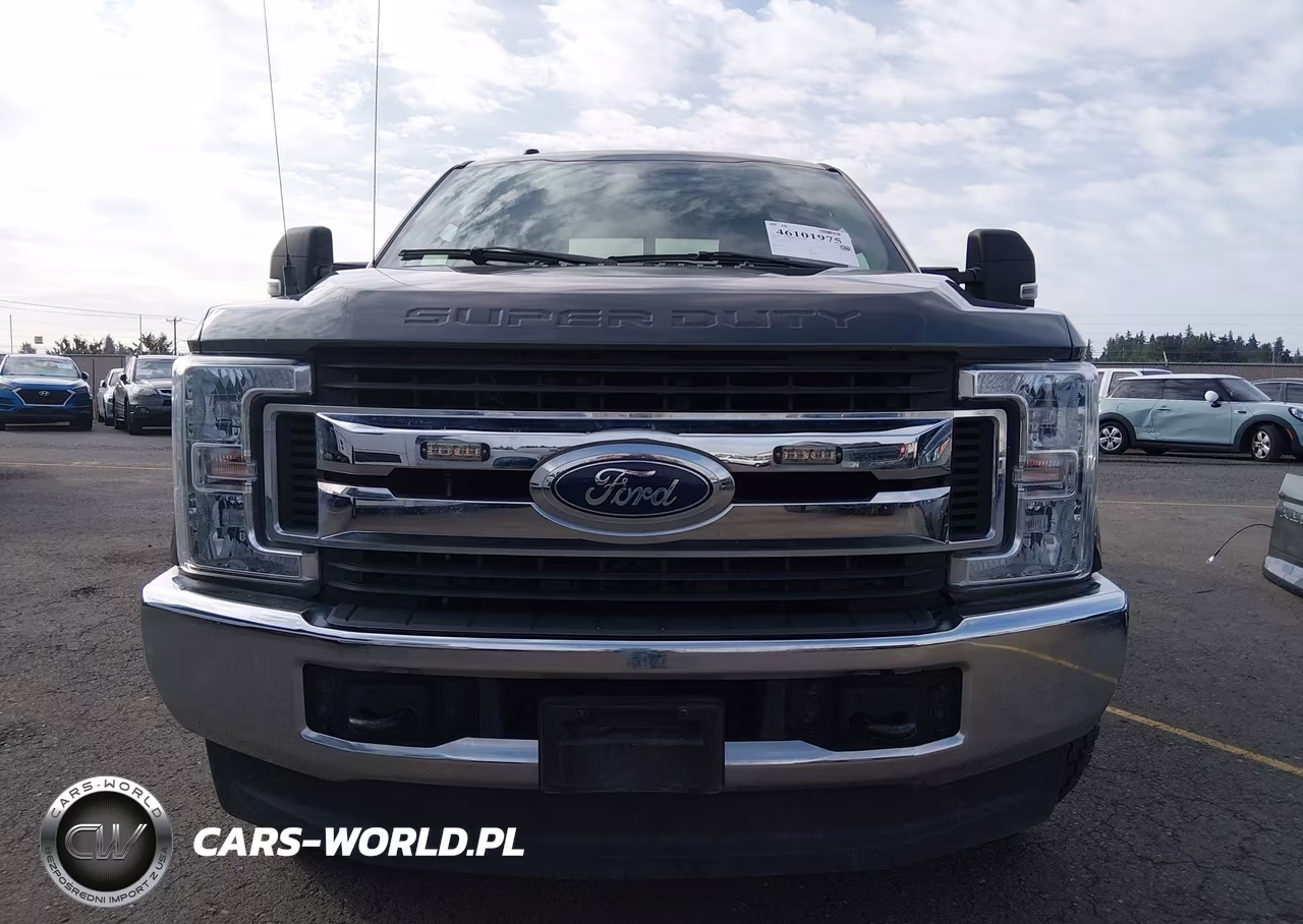 2018 Ford F-250 Xlt VIN:1FT7W2B66JEC83812 - 13