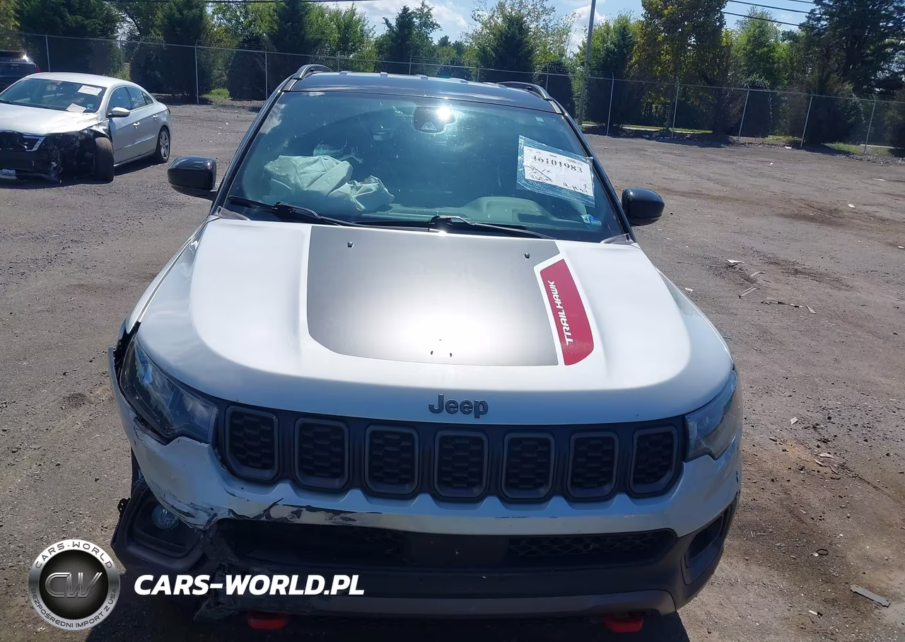 2025 Jeep Compass Trailhawk 4X4 VIN:3C4NJDDN5ST507322 - 6