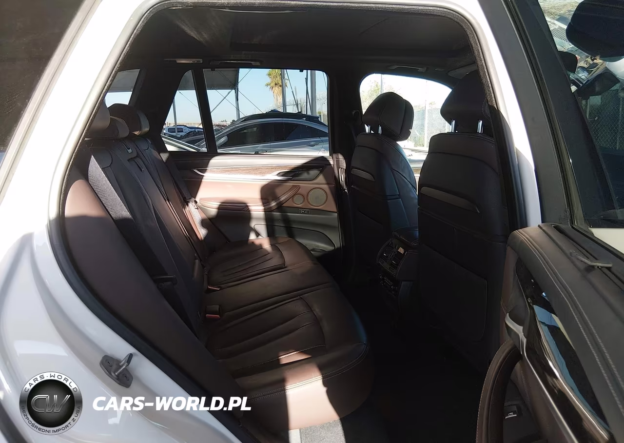 2015 BMW X5 xDrive50I VIN:5UXKR6C5XF0J74965 - 8