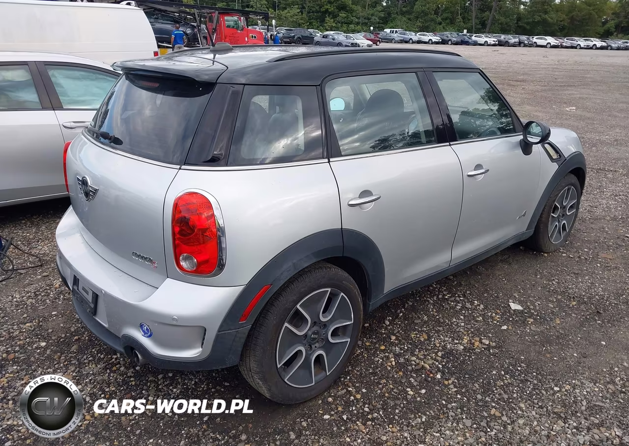 2011 Mini Cooper S Countryman VIN:WMWZC5C55BWL54905 - 4