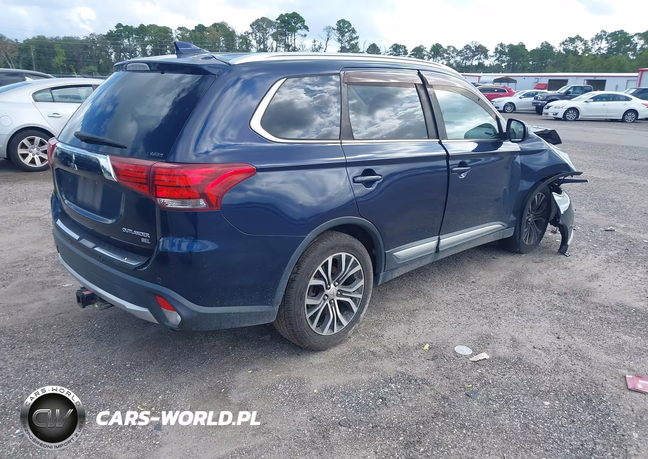 2018 Mitsubishi Outlander Sel VIN:JA4AZ3A31JJ001619 - 4