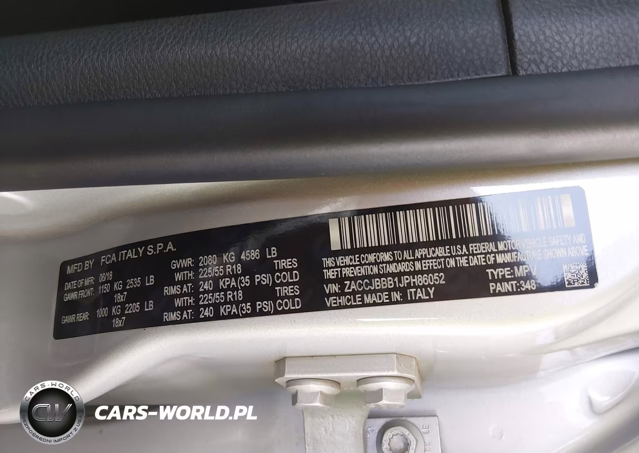 2018 Jeep Renegade Latitude 4X4 VIN:ZACCJBBB1JPH86052 - 9