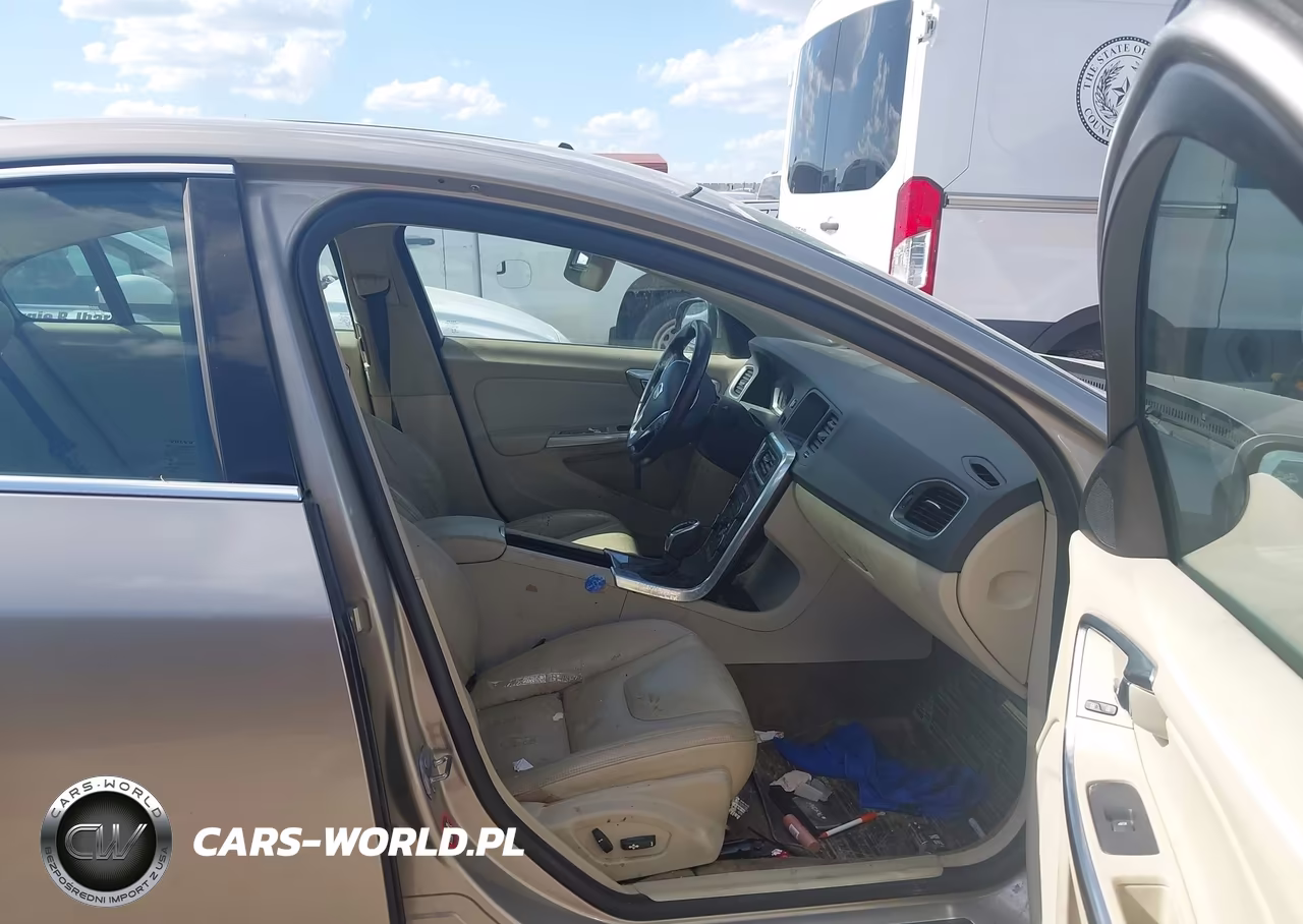 2014 Volvo S60 T5 VIN:YV1612FS3E2279817 - 5