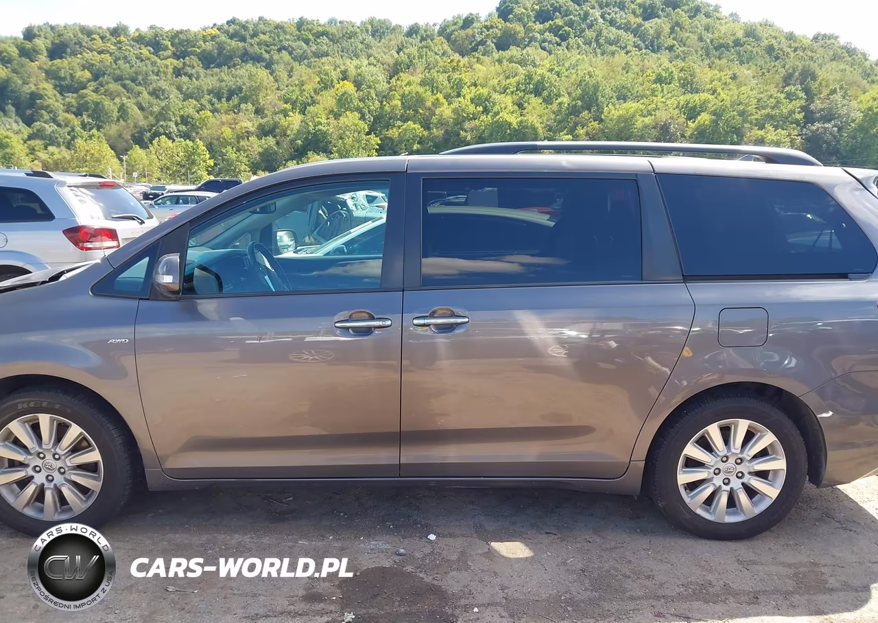 2016 Toyota Sienna Limited 7 Passenger VIN:5TDDK3DCXGS136080 - 15