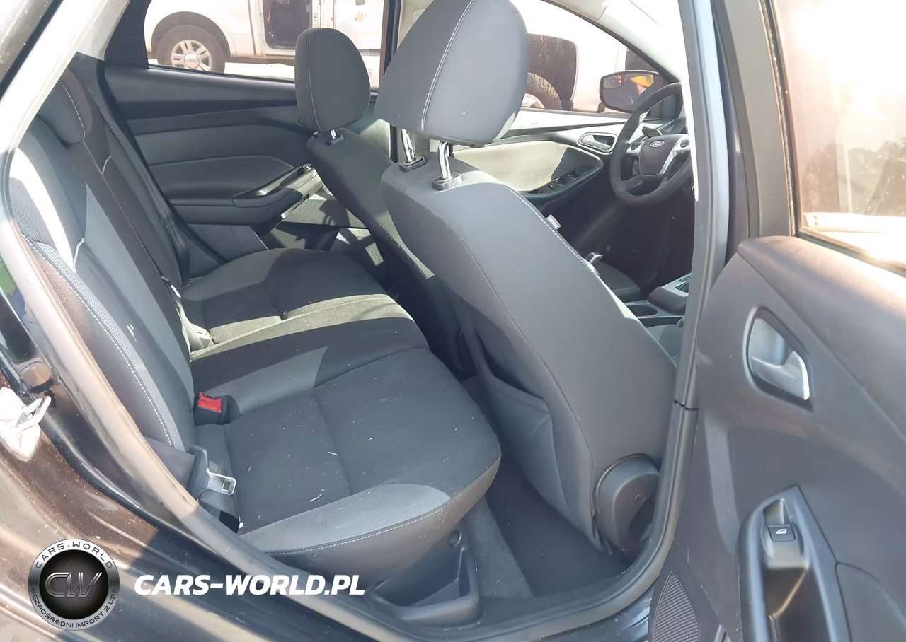 2012 Ford Focus Se VIN:1FAHP3K20CL107251 - 8