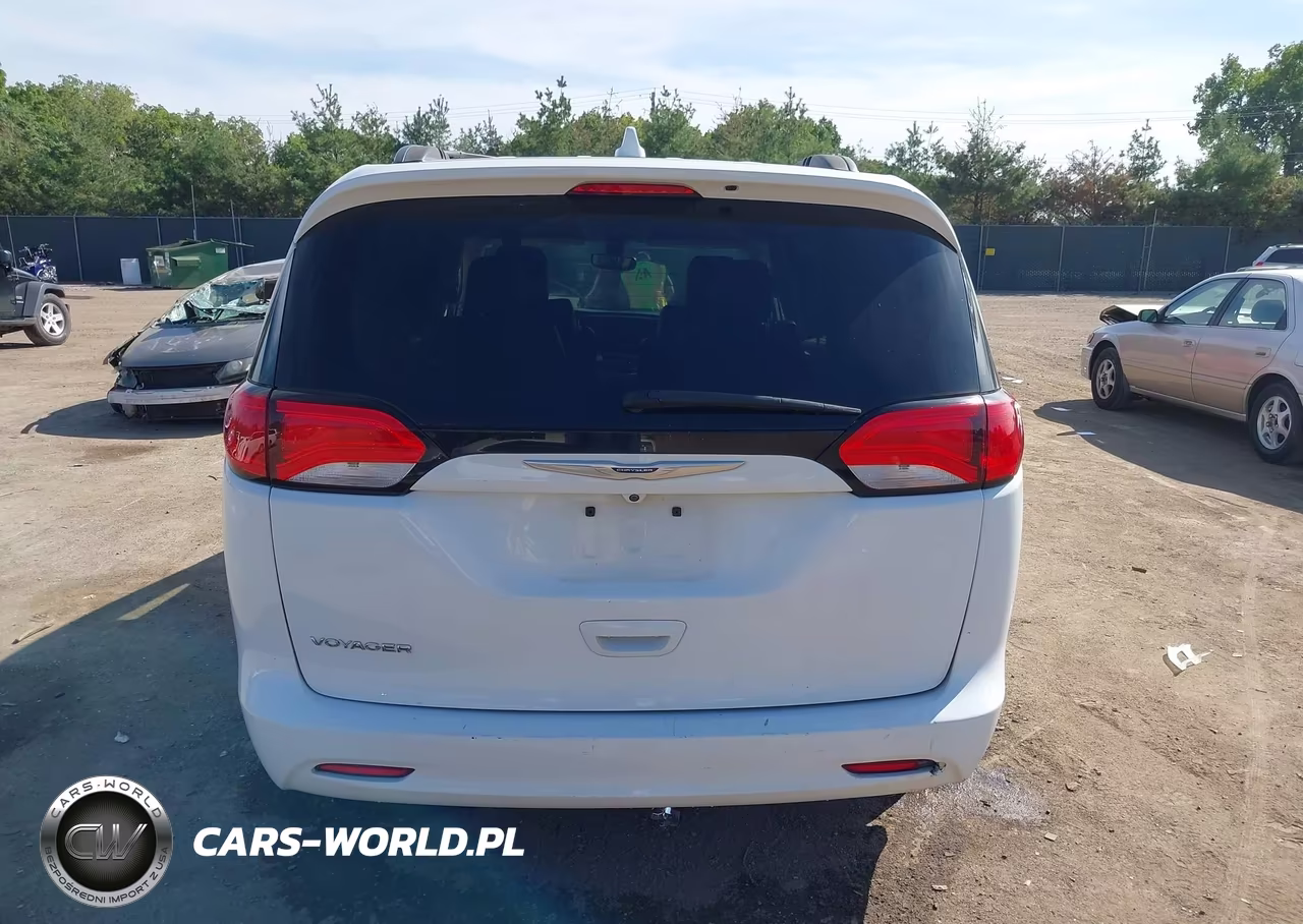 2020 Chrysler Voyager Lxi VIN:2C4RC1DG9LR257227 - 16