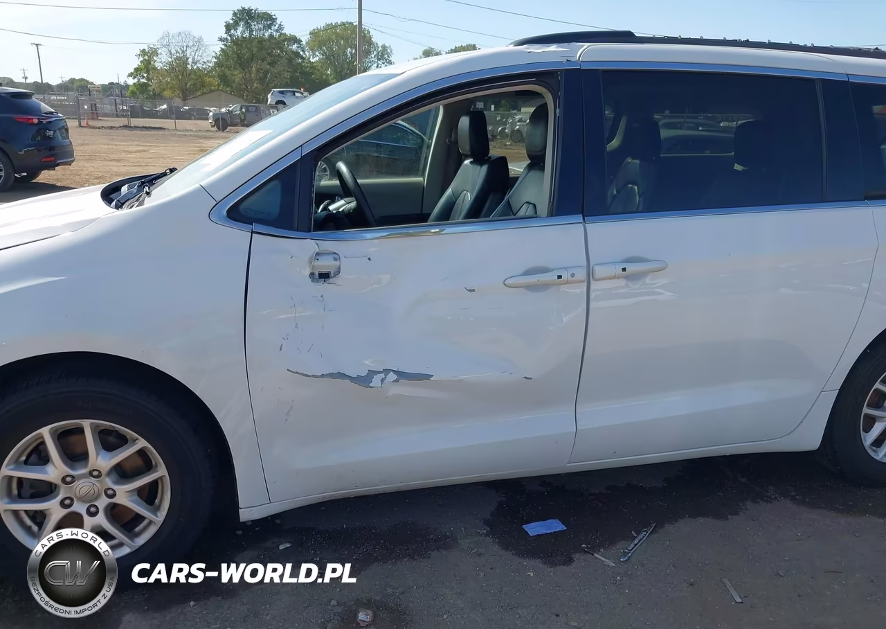 2020 Chrysler Voyager Lxi VIN:2C4RC1DG9LR257227 - 6