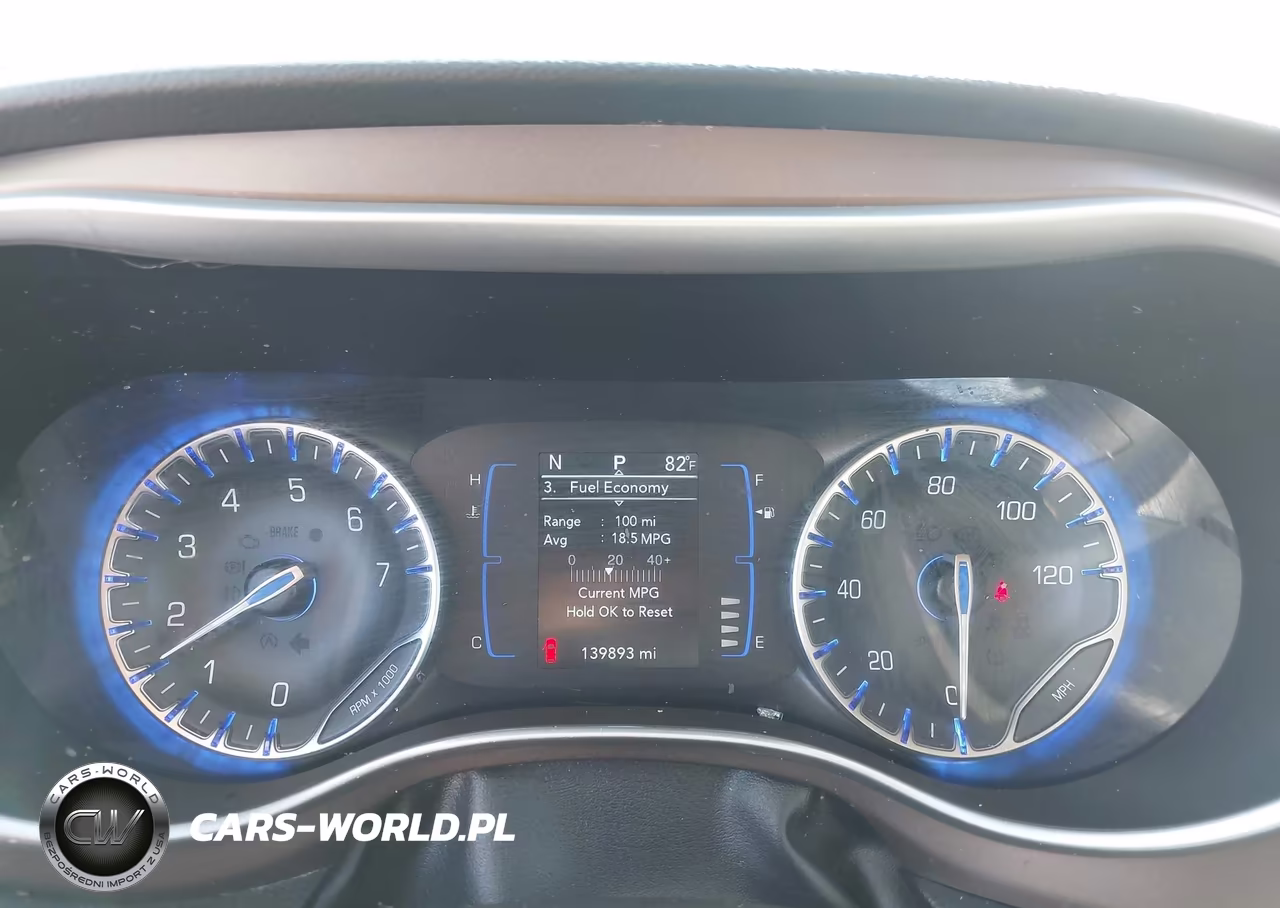 2020 Chrysler Voyager Lxi VIN:2C4RC1DG9LR257227 - 7