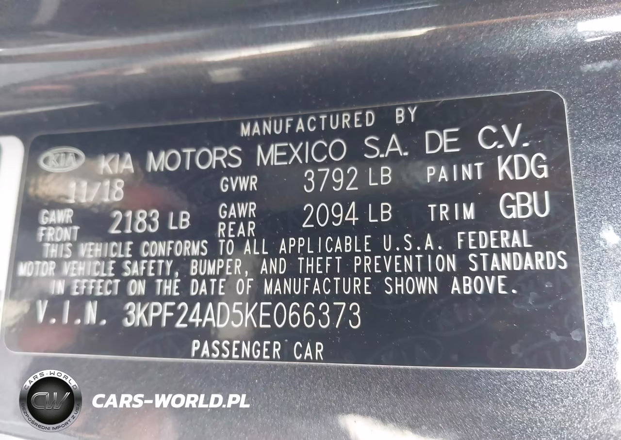 2019 Kia Forte Lxs VIN:3KPF24AD5KE066373 - 9