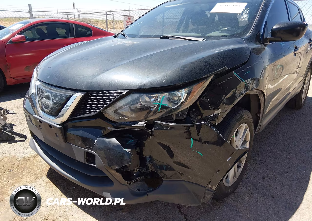 2018 Nissan Rogue Sport S VIN:JN1BJ1CP1JW159728 - 6
