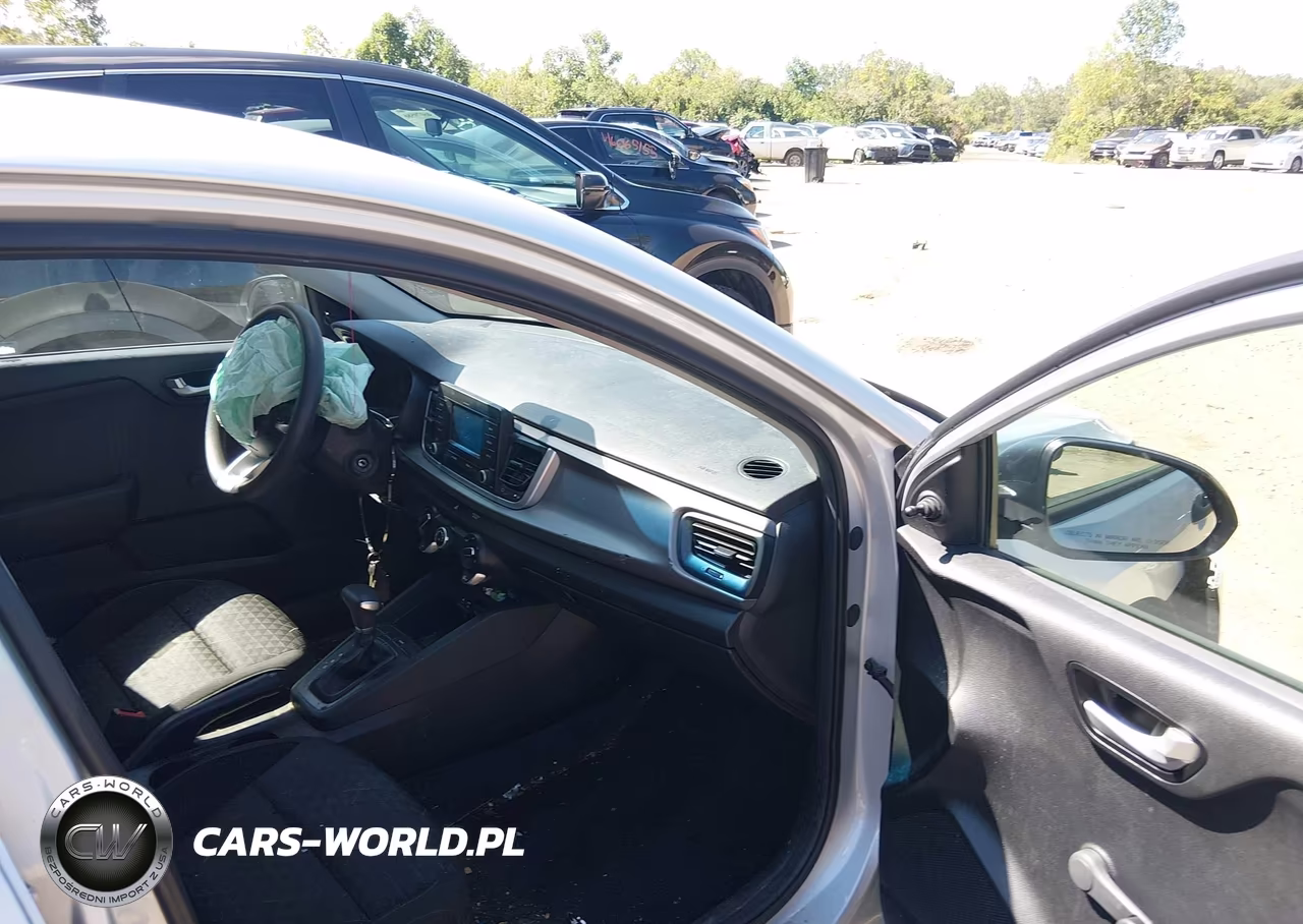2018 Kia Rio Lx VIN:3KPA24AB8JE071431 - 5