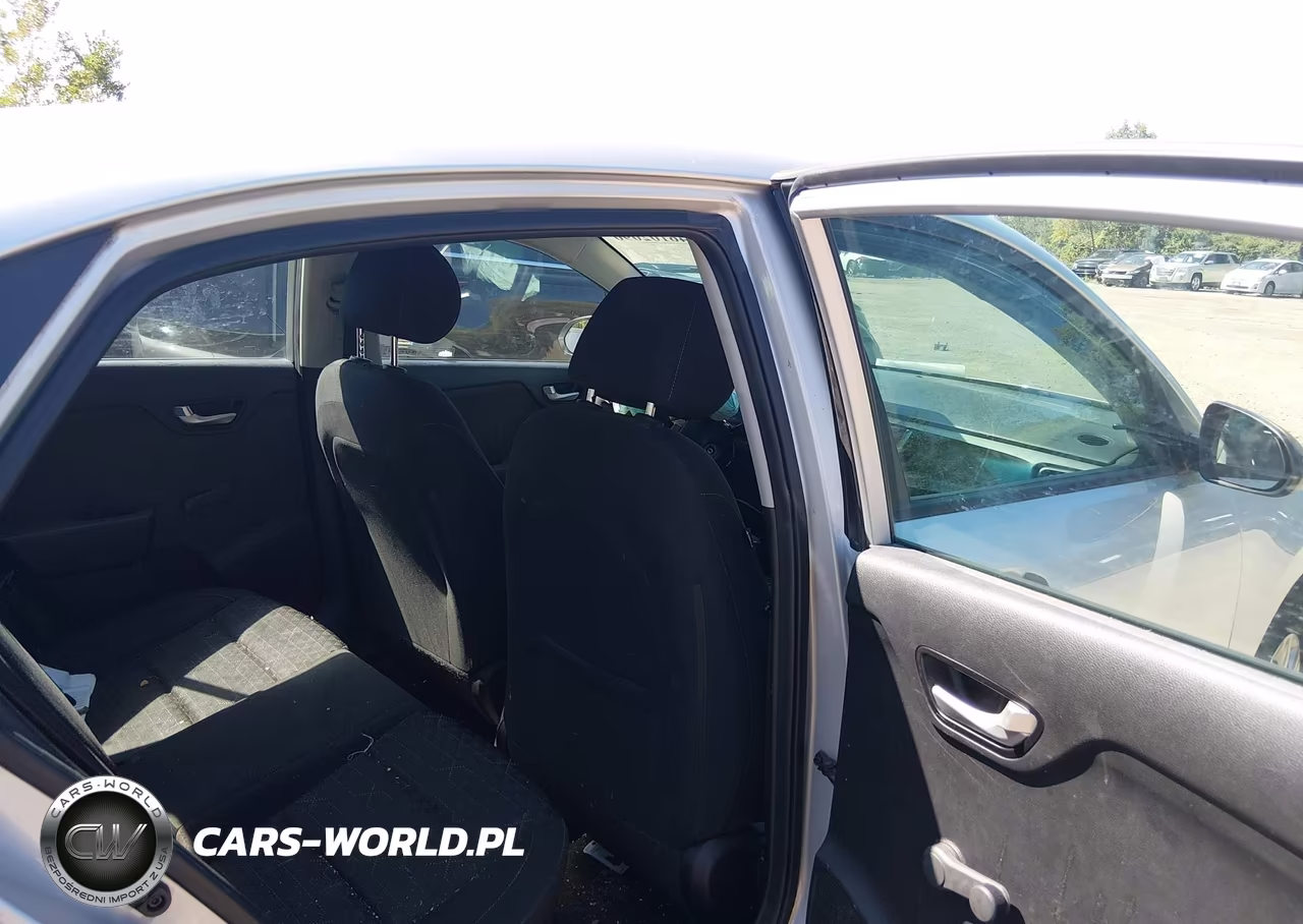 2018 Kia Rio Lx VIN:3KPA24AB8JE071431 - 8