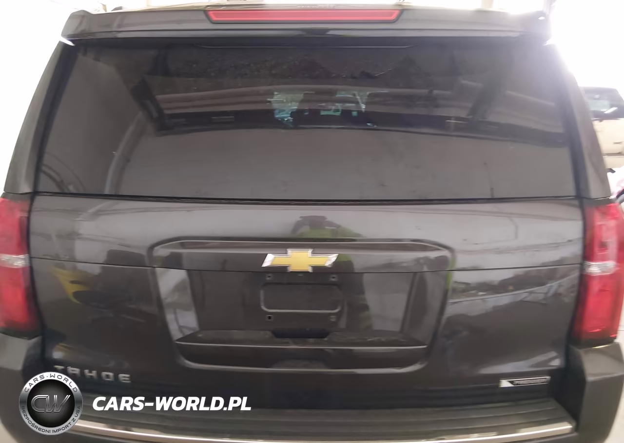2017 Chevrolet Tahoe Premier VIN:1GNSKCKC1HR334368 - 16