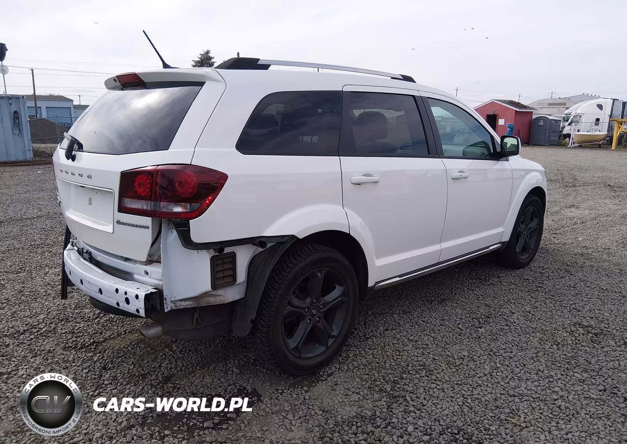 2018 Dodge Journey Crossroad Awd VIN:3C4PDDGG4JT348174 - 4