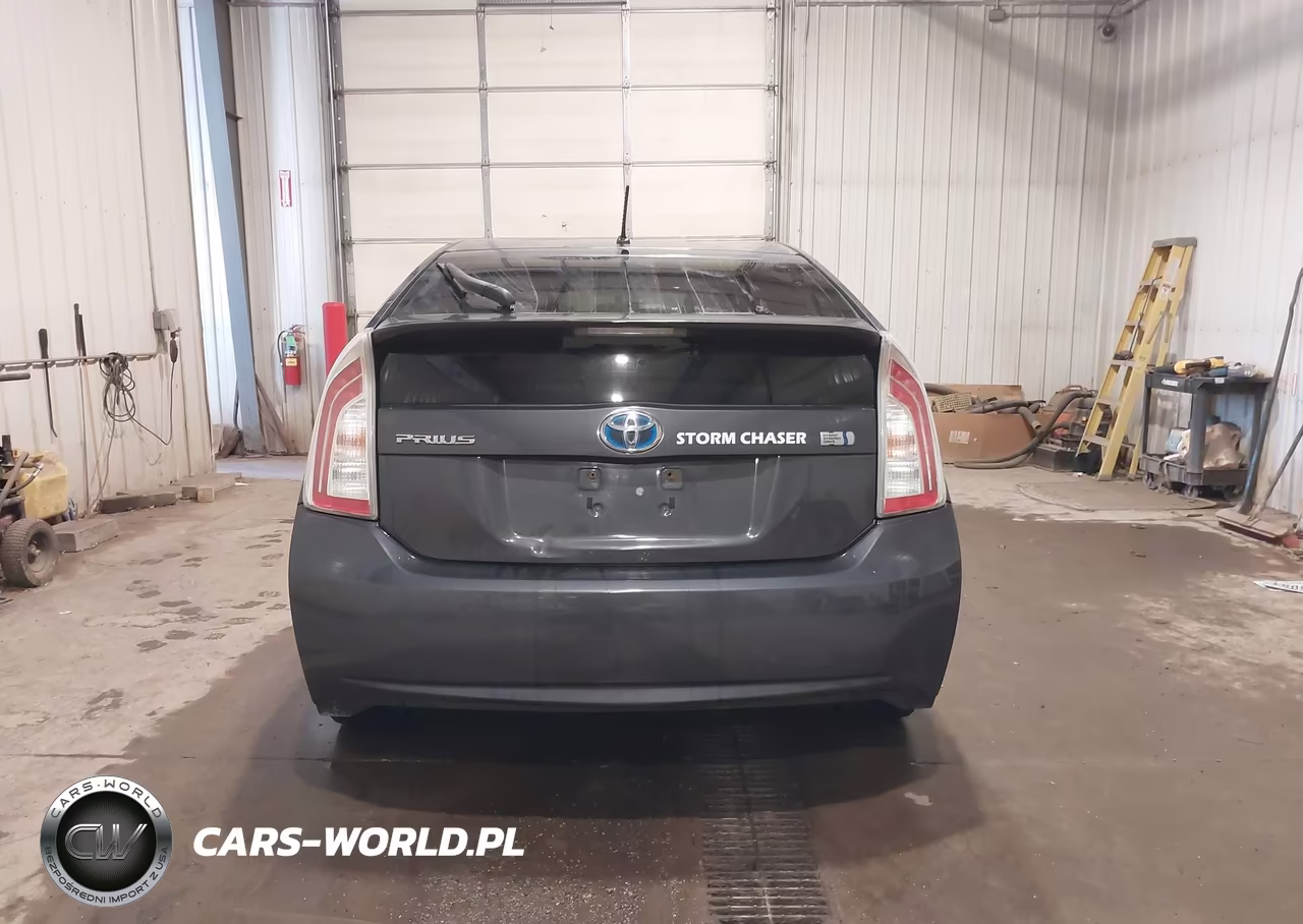 2014 Toyota Prius Two VIN:JTDKN3DU4E1780918 - 16