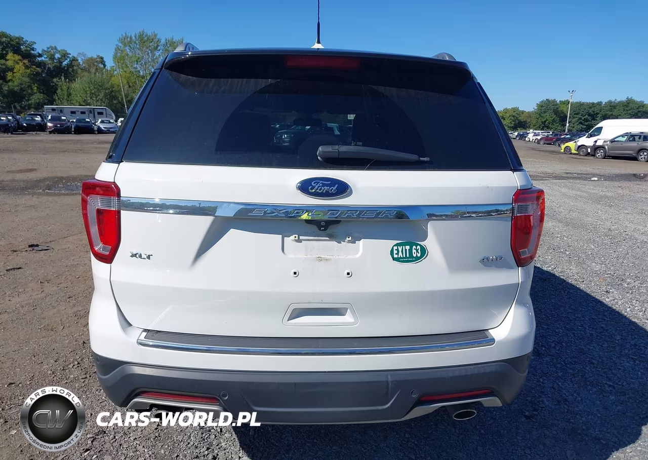 2018 Ford Explorer Xlt VIN:1FM5K8D83JGB38408 - 16
