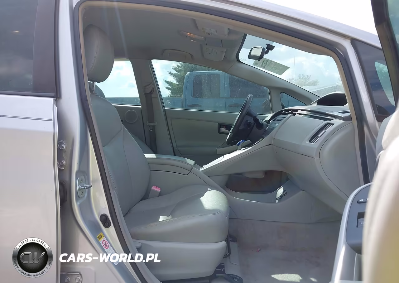2011 Toyota Prius VIN:JTDKN3DU0B0275945 - 5