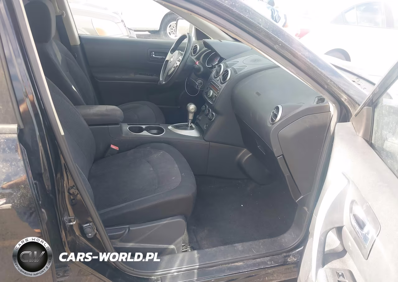 2011 Nissan Rogue S VIN:JN8AS5MV4BW687747 - 5